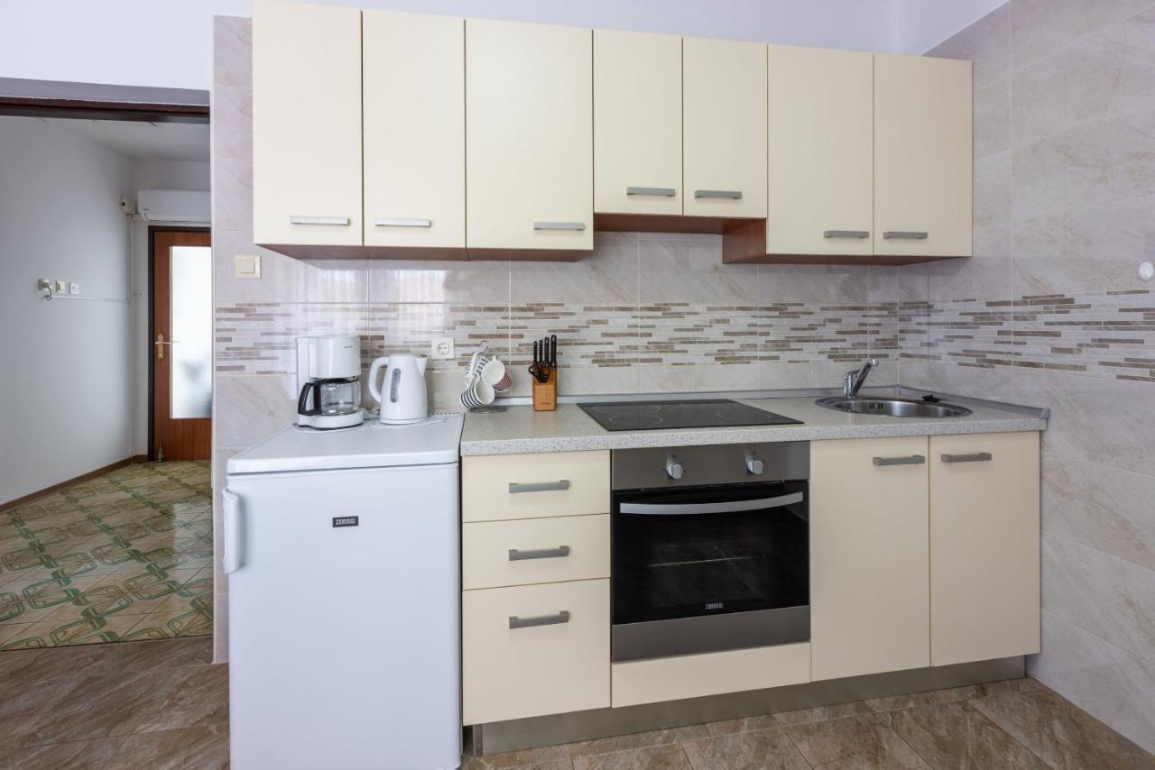 Apartment Krešo 普纳特 外观 照片